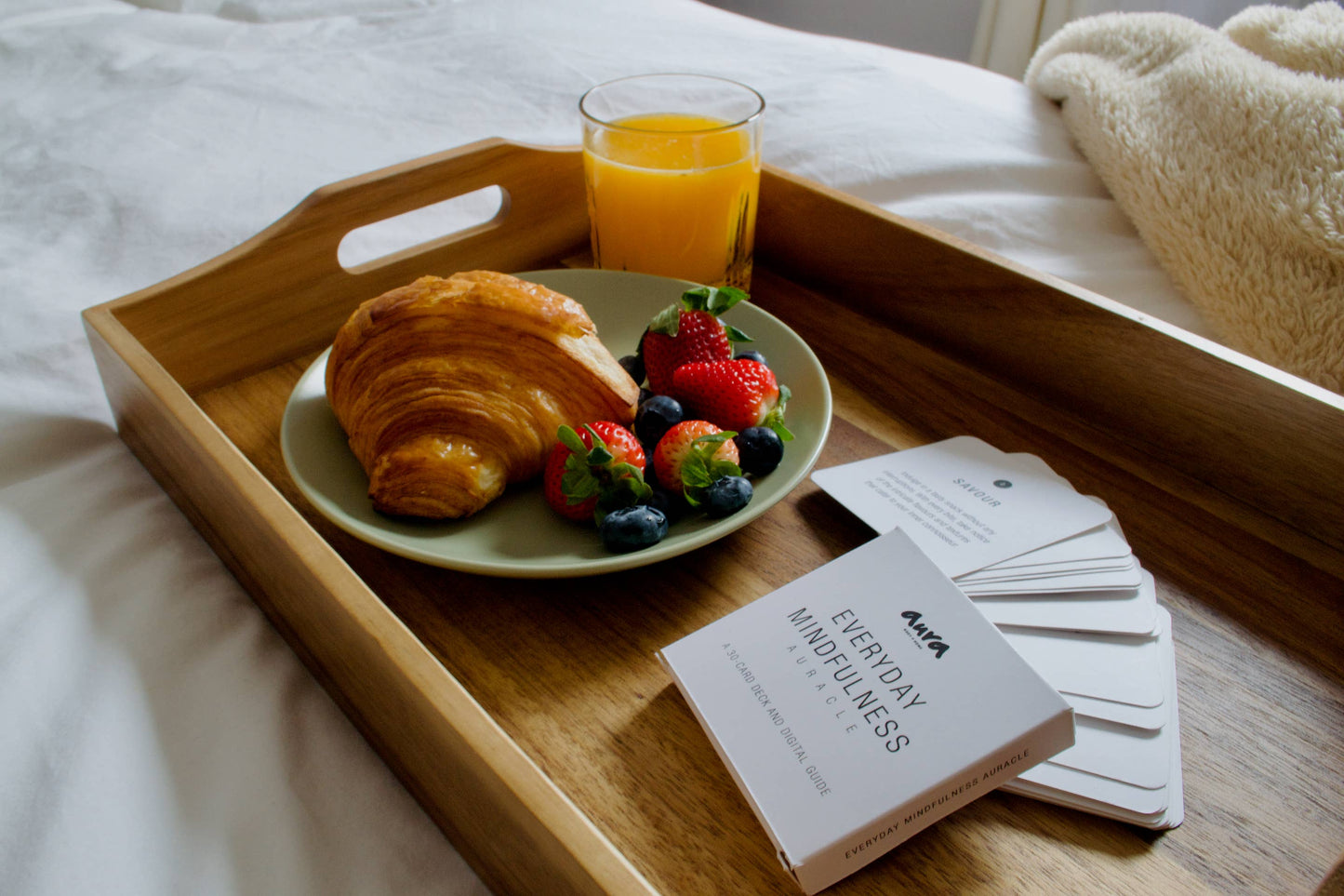 AURA BODY+HOME - Everyday Mindfulness Auracle: A 30-Card Deck